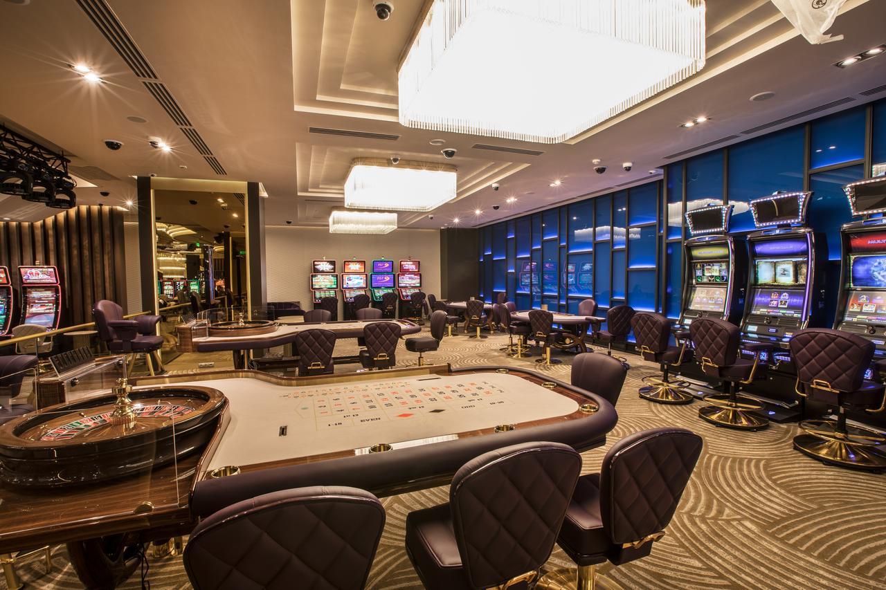 מלון Euphoria Convention & Casino באטומי