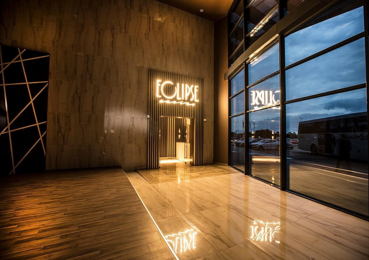 מלון Euphoria Convention & Casino 5*