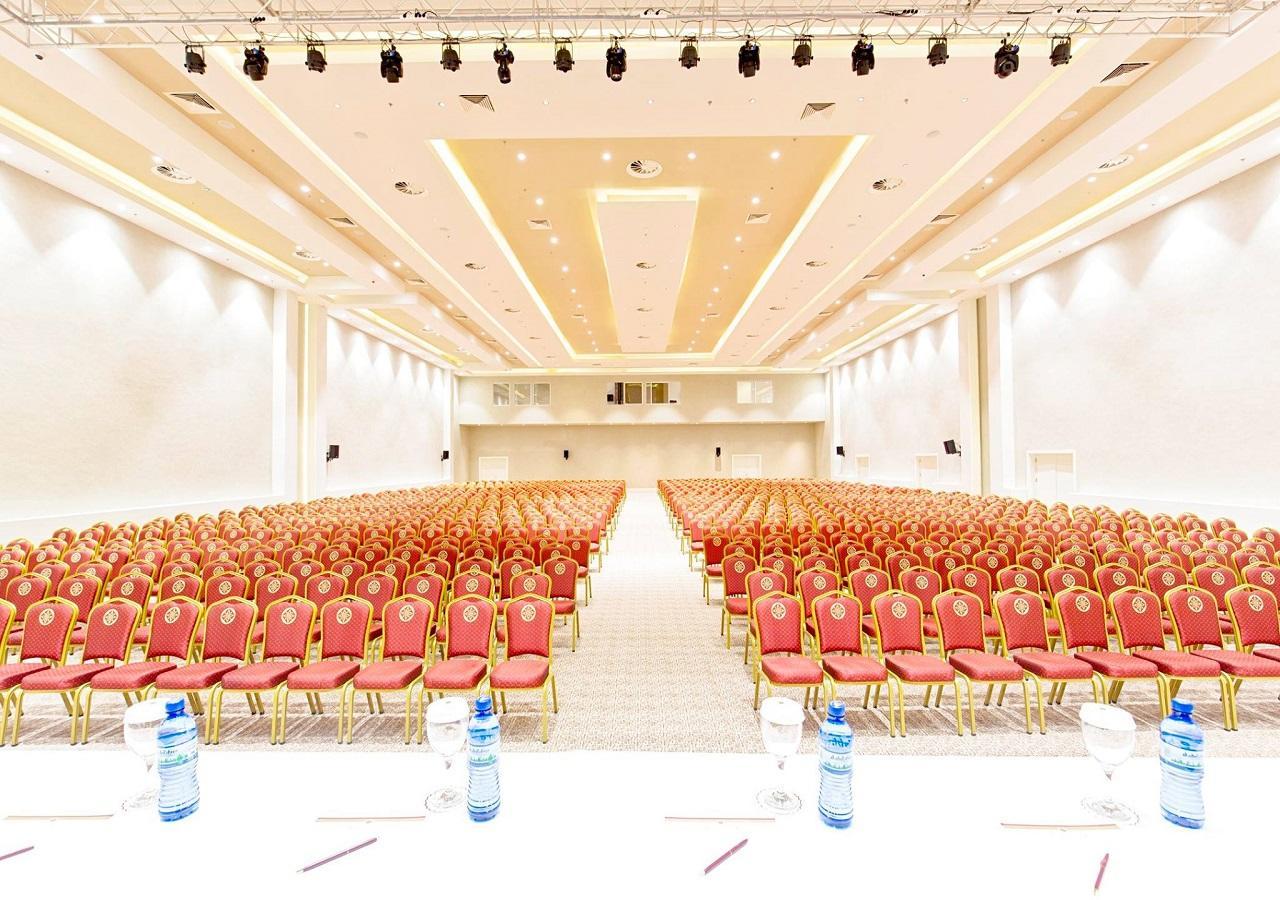 Euphoria Convention & Casino Hotel 5*